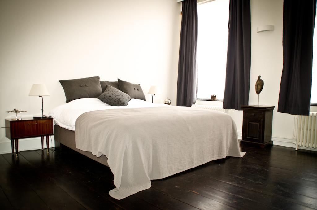 House Ninety Guesthouse Ixelles Rum bild